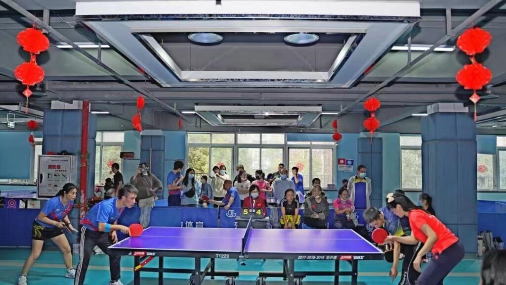 成都：高新区桂溪街道乒乓球赛在蓉举办